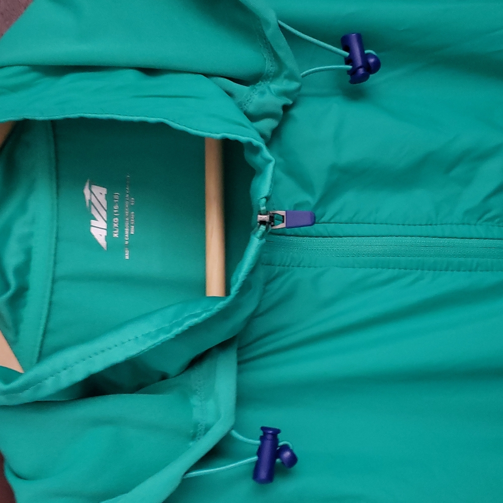 Avia windbreaker